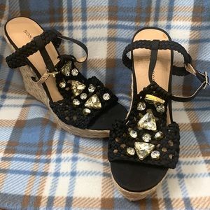 6.5 Boston Proper Black and Tan Embellished Flats
